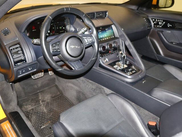 2021 Jaguar F-TYPE R-Dynamic