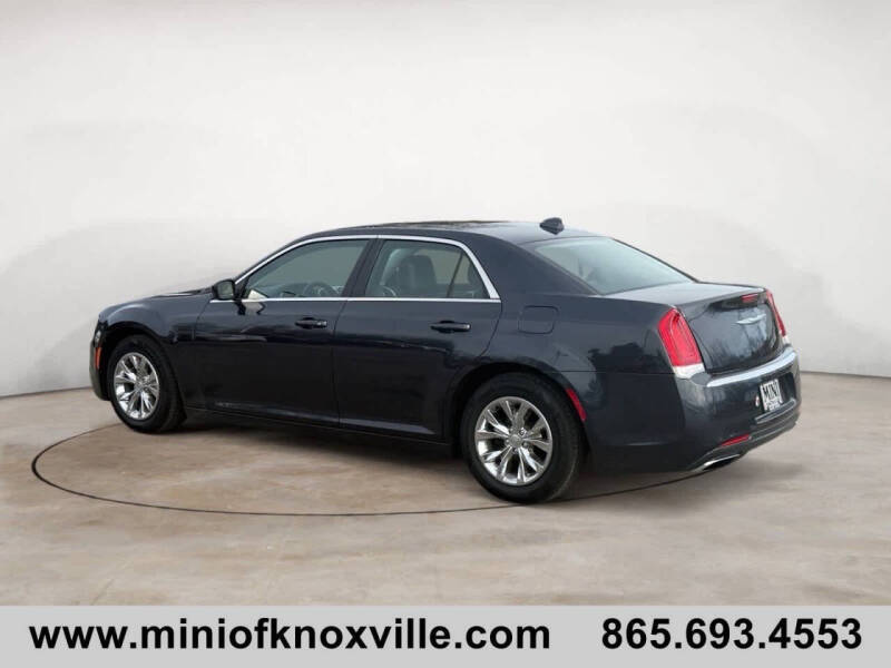 2015 Chrysler 300 Limited