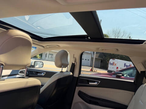 2018 Ford Edge Titanium