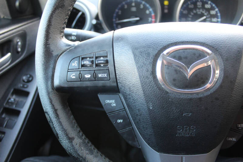 2013 Mazda MAZDA3 i Touring