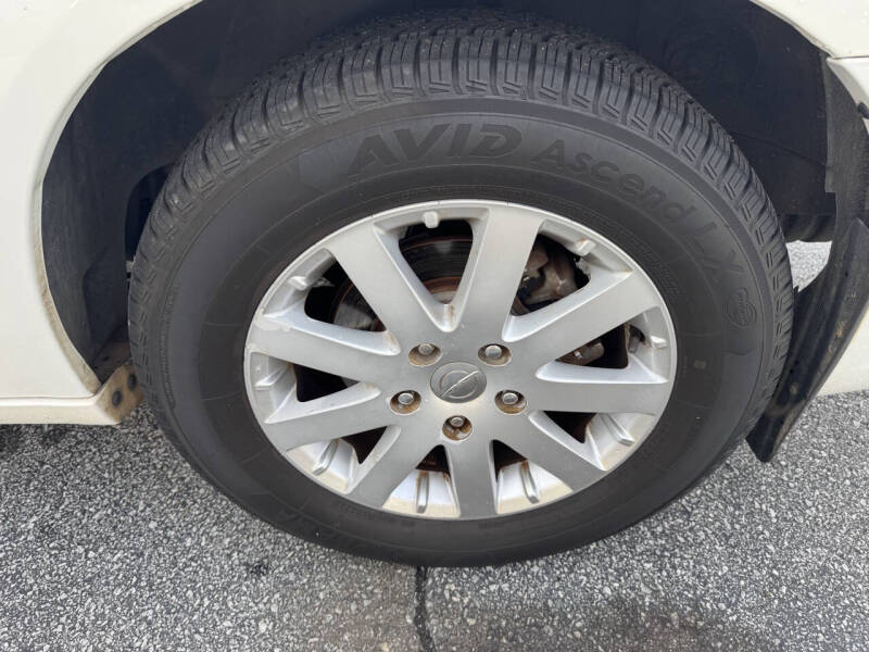 2011 Chrysler Town and Country Touring-L