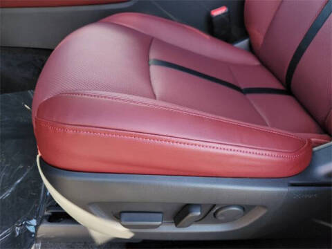 2025 Mazda CX-70 Plug-in Hybrid Premium Plus