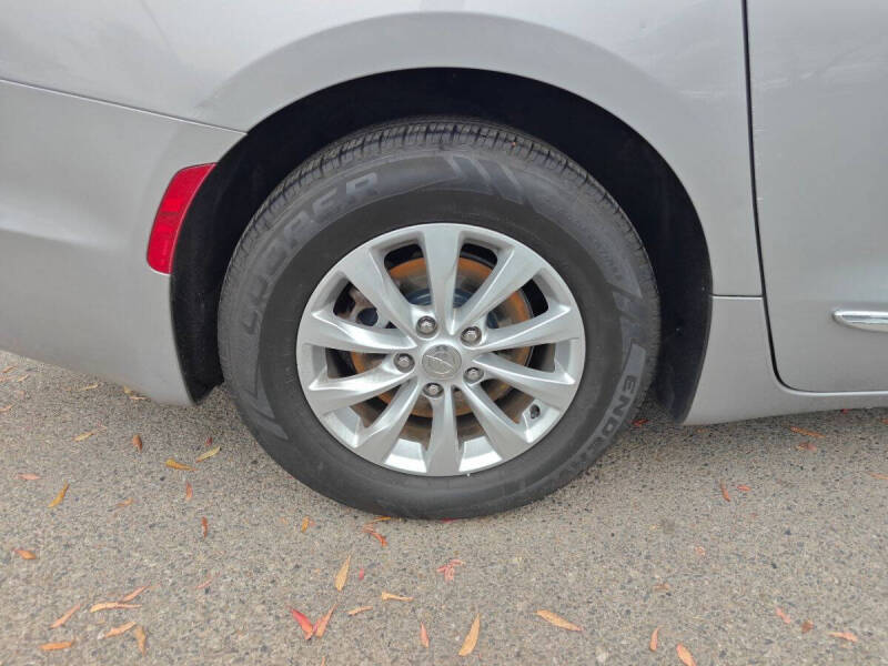 2018 Chrysler Pacifica Touring L