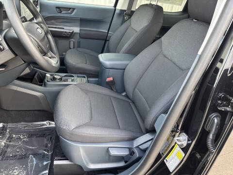 2025 Ford Maverick XL