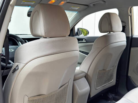 2018 Hyundai Tucson SE