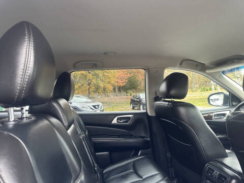 2014 Nissan Pathfinder SL