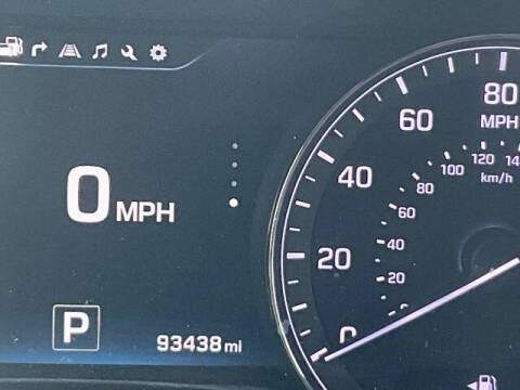 2017 Genesis G80