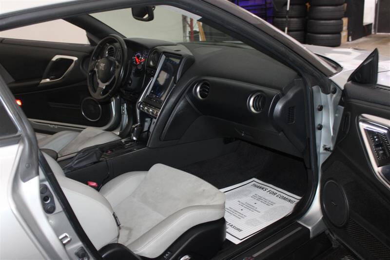 2009 Nissan GT-R Premium