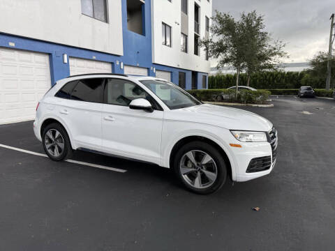 2020 Audi Q5 quattro Titanium Premium 45 TFSI