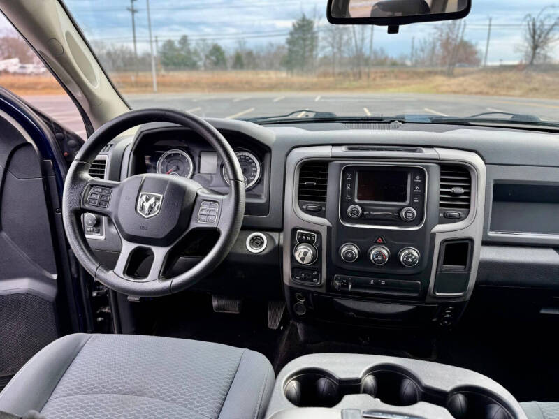 2016 RAM 1500 Express