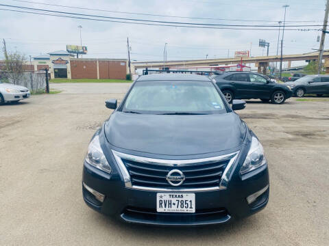 2013 Nissan Altima for sale at Makka Auto Sales in Dallas TX