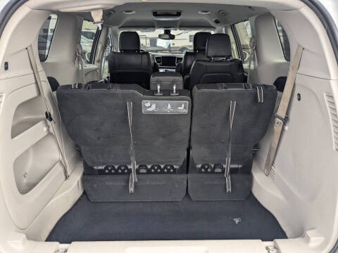 2017 Chrysler Pacifica Touring-L