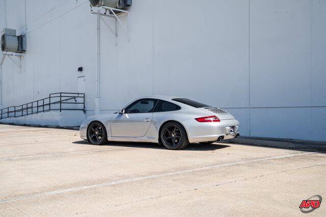 2005 Porsche 911 Carrera