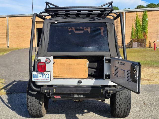 2003 Jeep Wrangler SE