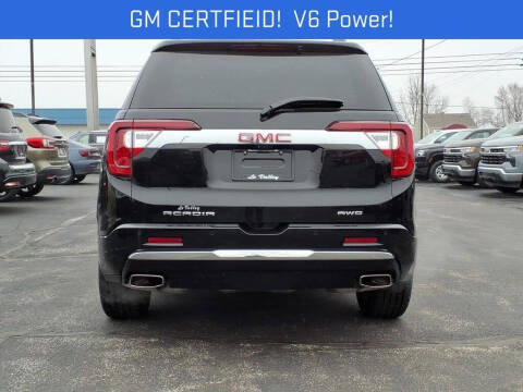 2023 GMC Acadia Denali