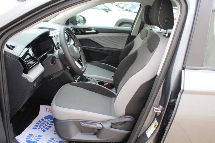 2024 Volkswagen Taos S