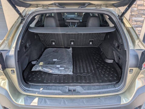 2023 Subaru Outback Touring XT