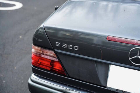 1995 Mercedes-Benz E-Class E 320