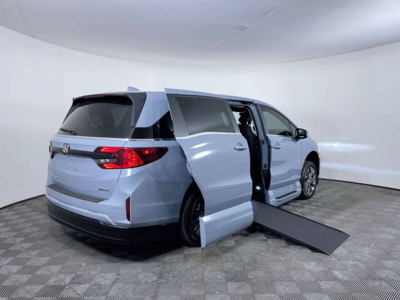 2025 Honda Odyssey Touring