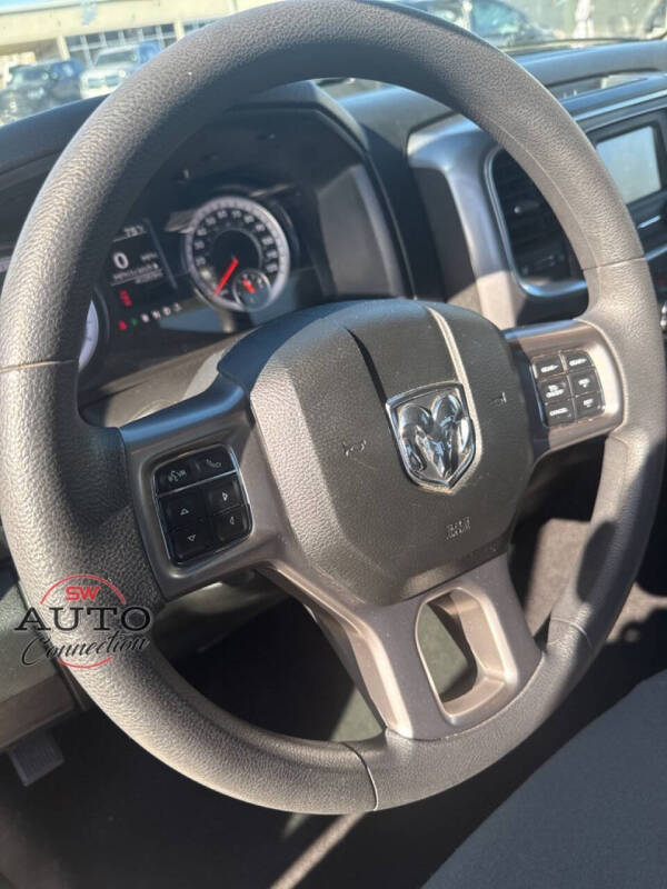 2024 RAM 1500 Classic SLT