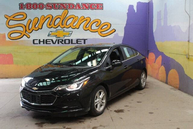 Used 2018 Chevrolet Cruze LT with VIN 1G1BE5SM4J7192130 for sale in Grand Ledge, MI