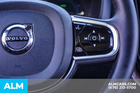 2024 Volvo XC60 Recharge T8 Plus Dark Theme