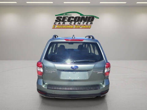 2016 Subaru Forester 2.5i