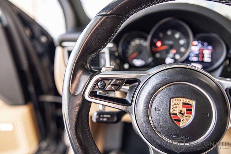2017 Porsche Macan