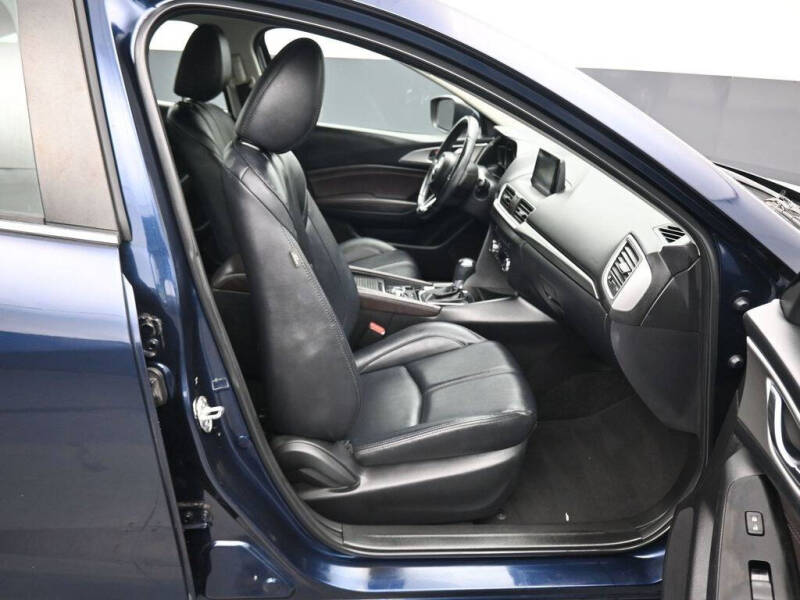 2017 Mazda MAZDA3 Touring