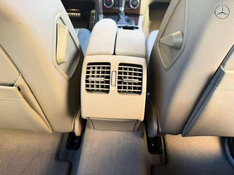 2010 Mercedes-Benz C-Class