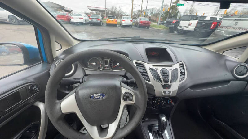 2012 Ford Fiesta SE