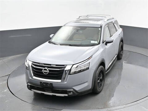 2022 Nissan Pathfinder Platinum