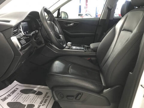 2022 Audi Q7 quattro Premium 45 TFSI