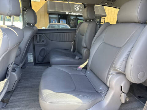 2005 Toyota Sienna XLE 7 Passenger