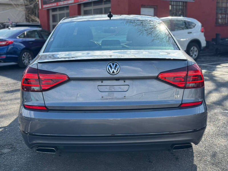 2018 Volkswagen Passat V6 GT