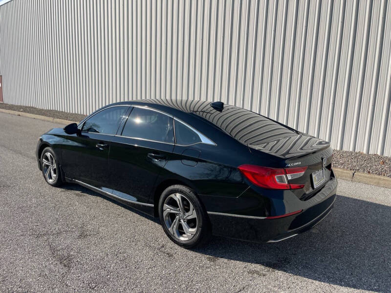 2018 Honda Accord EX-L photo 8