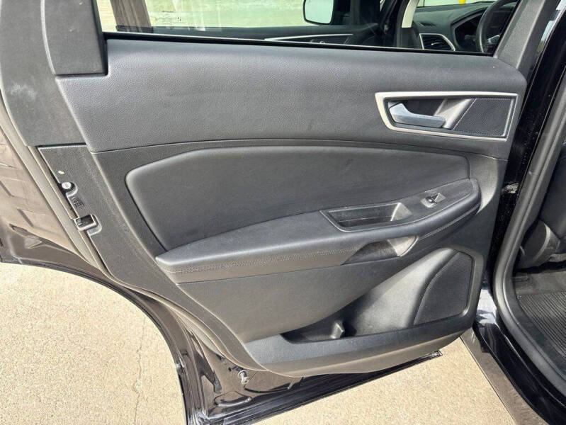 2024 Ford Edge