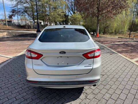 2013 Ford Fusion Hybrid SE