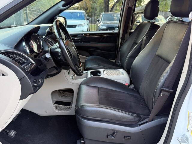 2020 Dodge Grand Caravan SXT