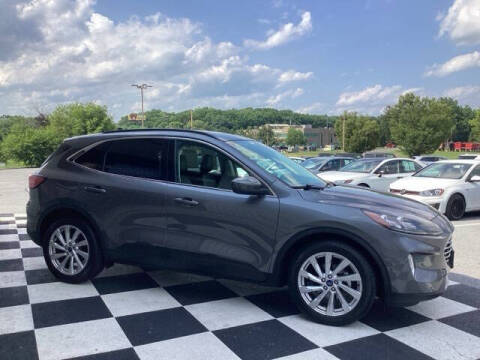 2021 Ford Escape Hybrid Titanium