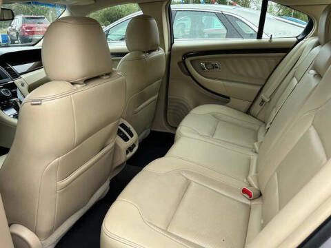 2018 Ford Taurus Limited