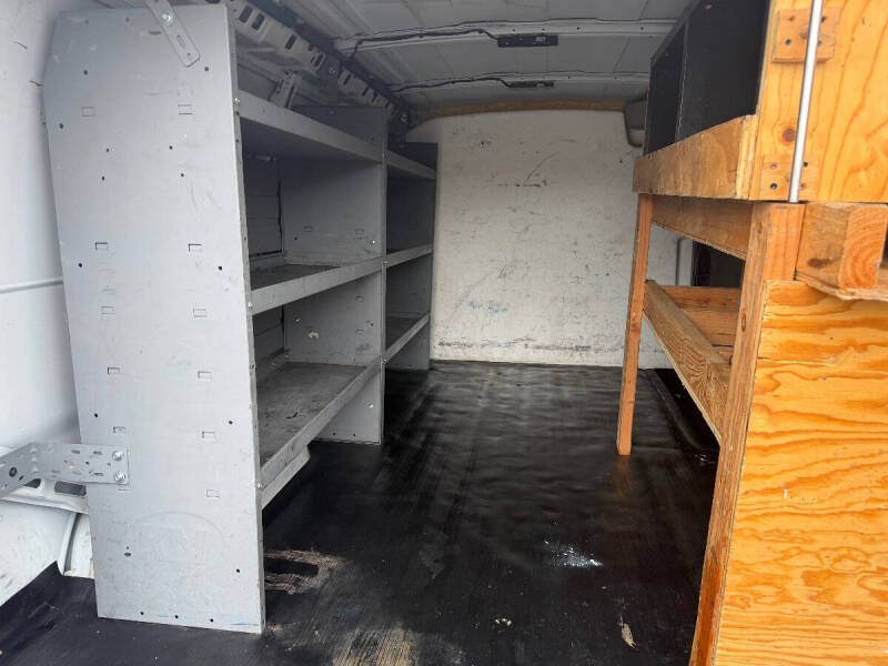 2021 Chevrolet Express 2500