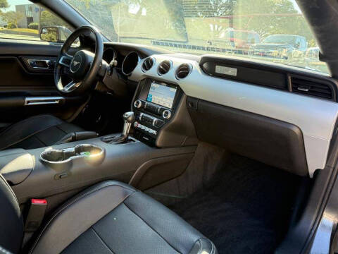 2017 Ford Mustang EcoBoost