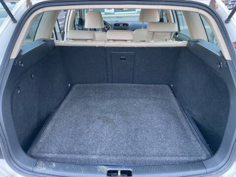 2010 Volkswagen Jetta SportWagen TDI