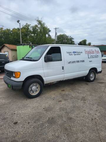 2004 Ford E-Series for sale at Johnny's Motor Cars in Toledo OH