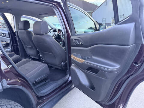2017 GMC Acadia SLE-2