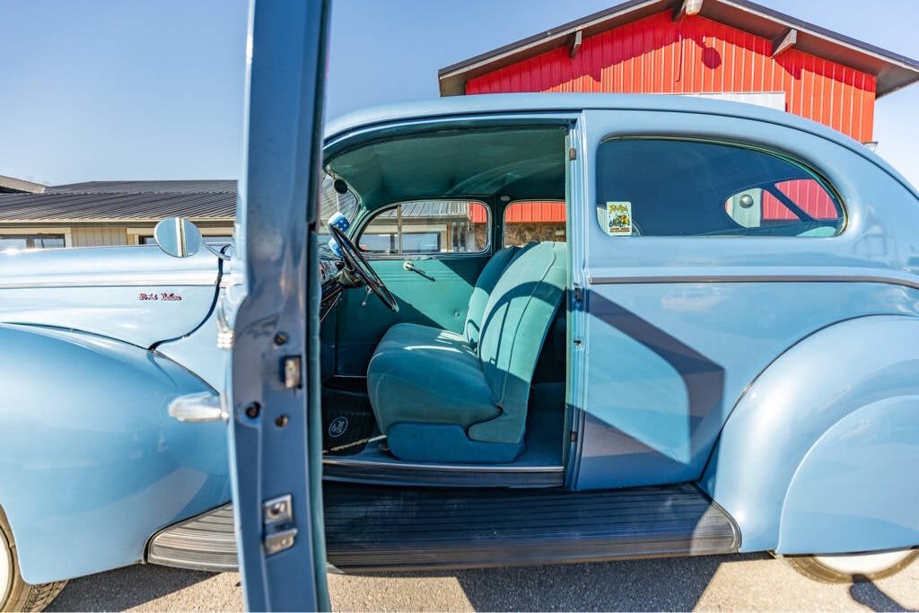 1940 Ford DELUXE V8 74
