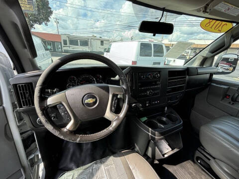 2018 Chevrolet Express 2500