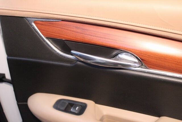 2017 Cadillac XT5 Platinum