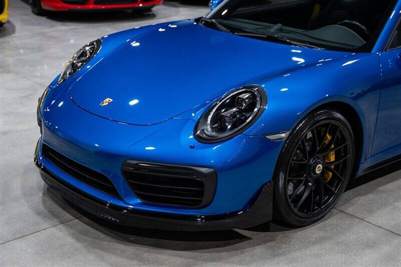 2017 Porsche 911 Turbo S